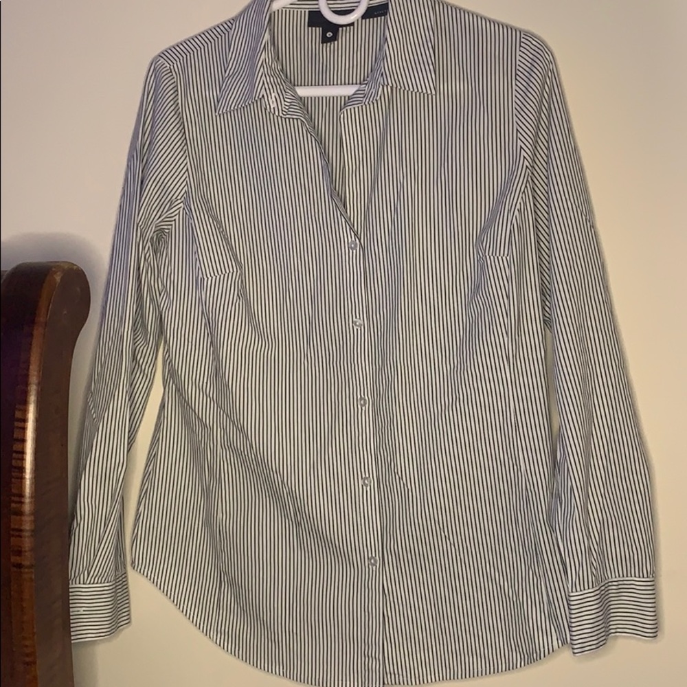 Worthington women’s button down shirt
